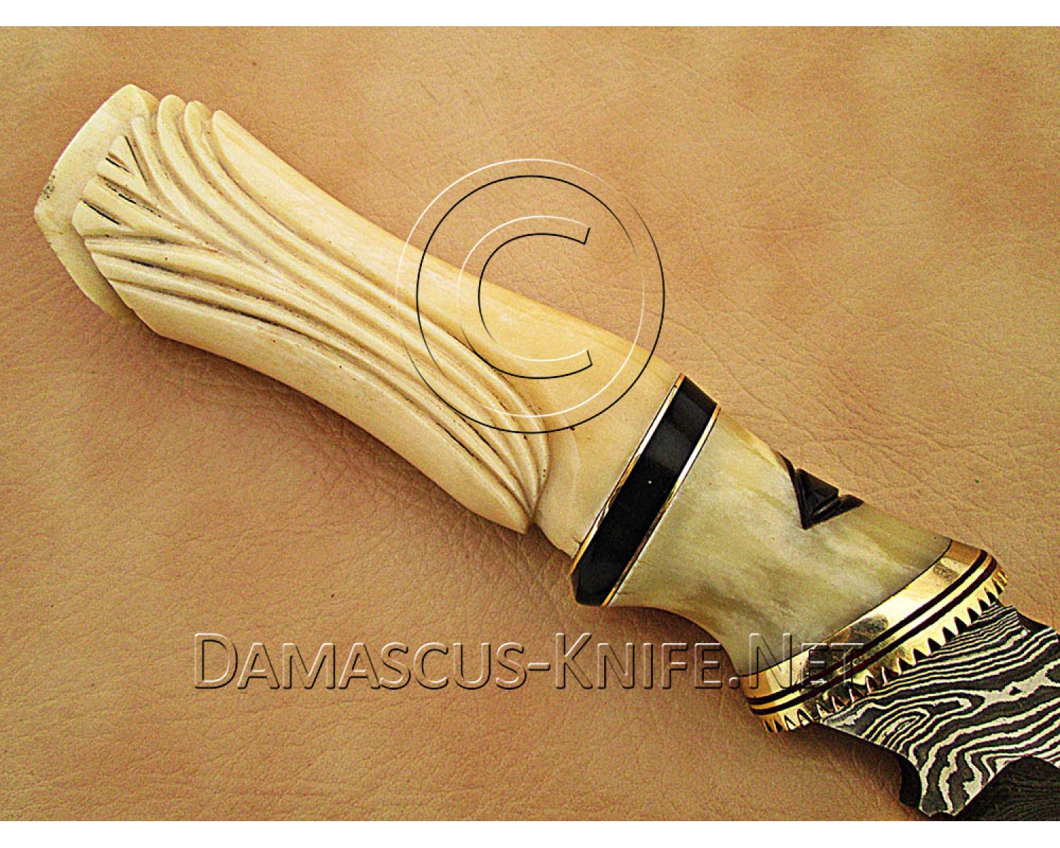 Handmade Damascus Steel Outdoor Field-Utility Implement - Carved Bone - CK883 Handmade Damascus Steel Outdoor Field-Utility Implement - Carved Bone - CK883