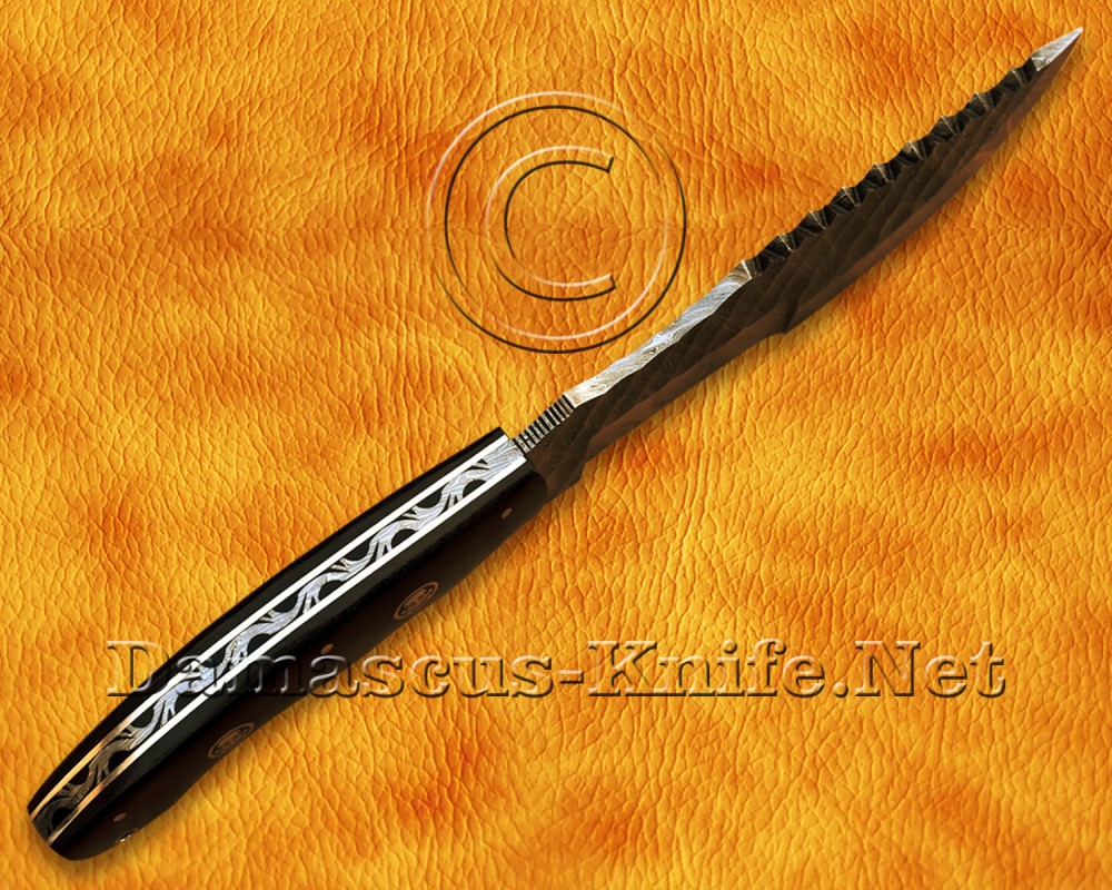 Personalized Handmade Damascus Steel Arts and Crafts Big Hunting and Survival Tracker Knife - DTK921