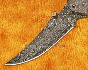 Personalized Handmade Damascus Steel Arts and Crafts Pocket Folding Knife Ram Horn Handle Personalized Handmade Damascus Steel Arts and Crafts Pocket Folding Knife Ram Horn Handle