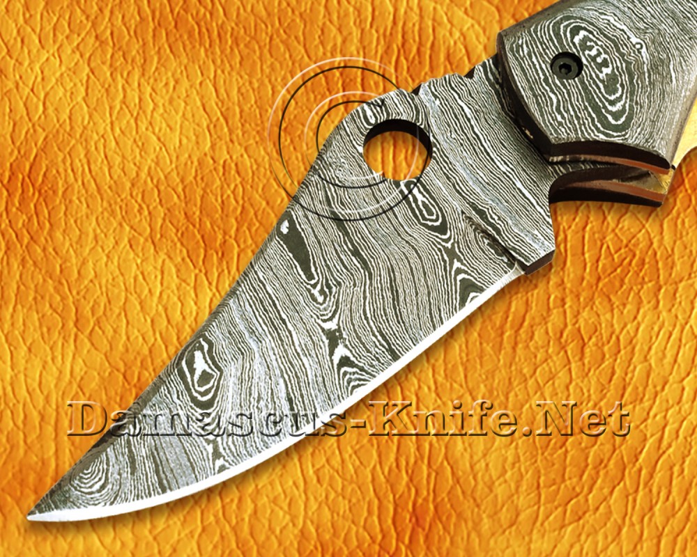 Personalized Handmade Damascus Steel Arts and Crafts Pocket Folding Knife Bull Horn Handle - DFK762